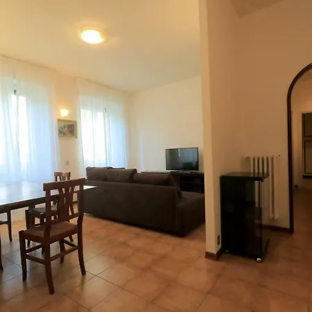 Accademia Apartamento *